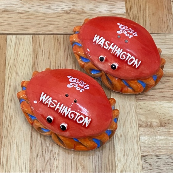 The Crab Pot Washington Mug Salt and Pepper Shaker Set - Picture 14 of 14